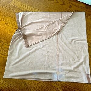 LULULEMON Infinity scarf with snaps